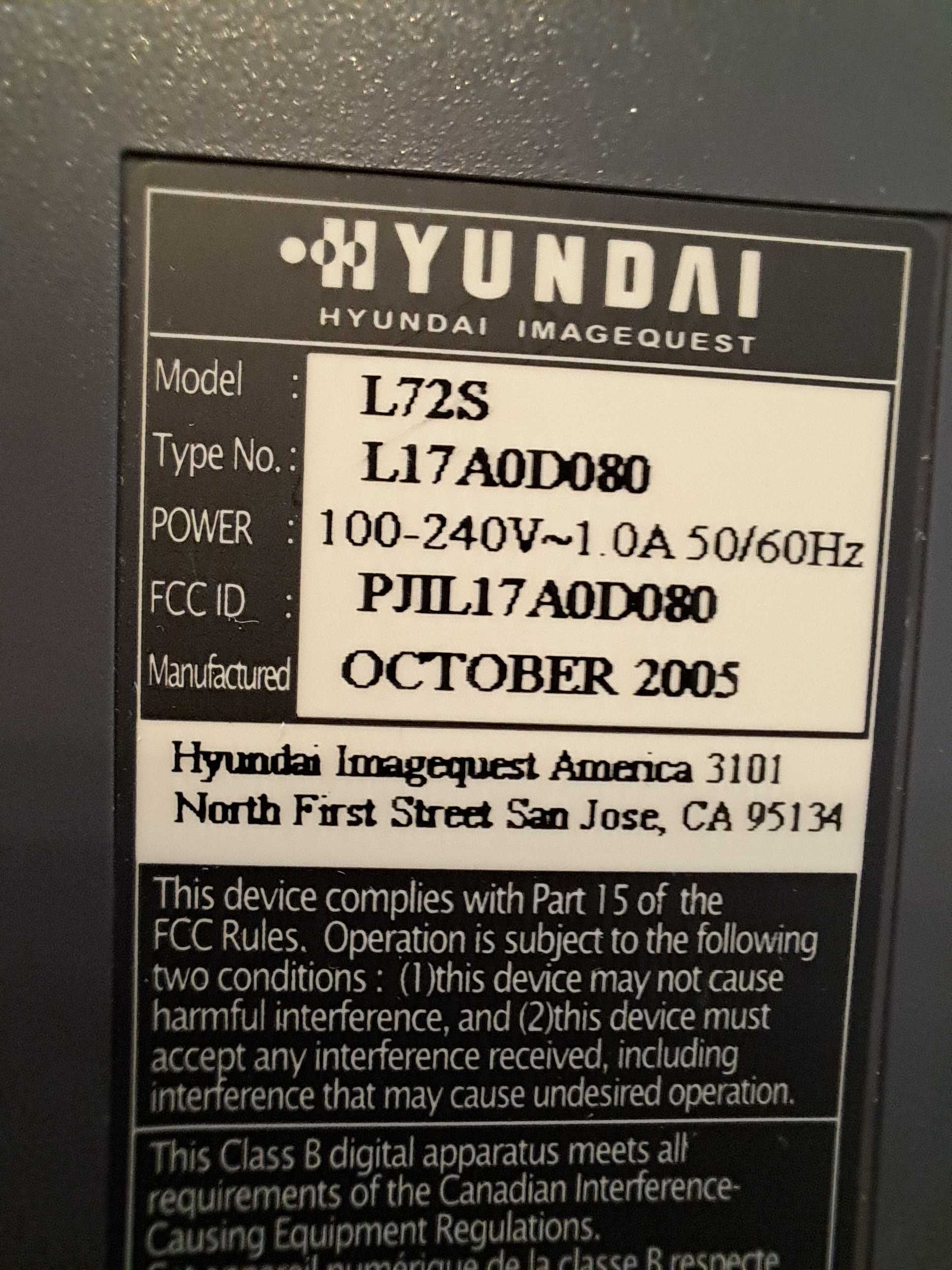 Monitor Hyundai L72S 17 cali.