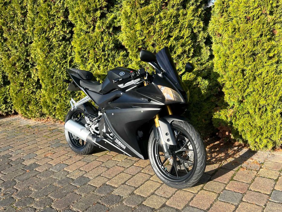 Yamaha YZF R125 * ABS *  black Mat *