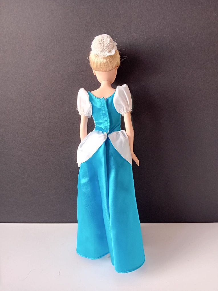 Barbie princesa Cinderela da Disney (importada)