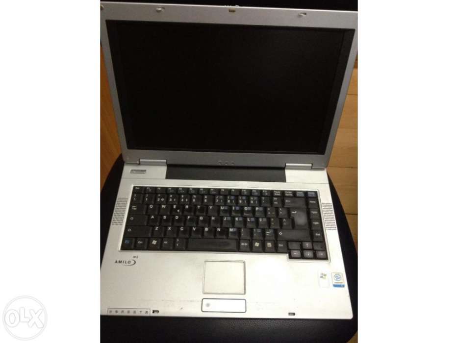 Portátil Fujitsu Amilo L7310W