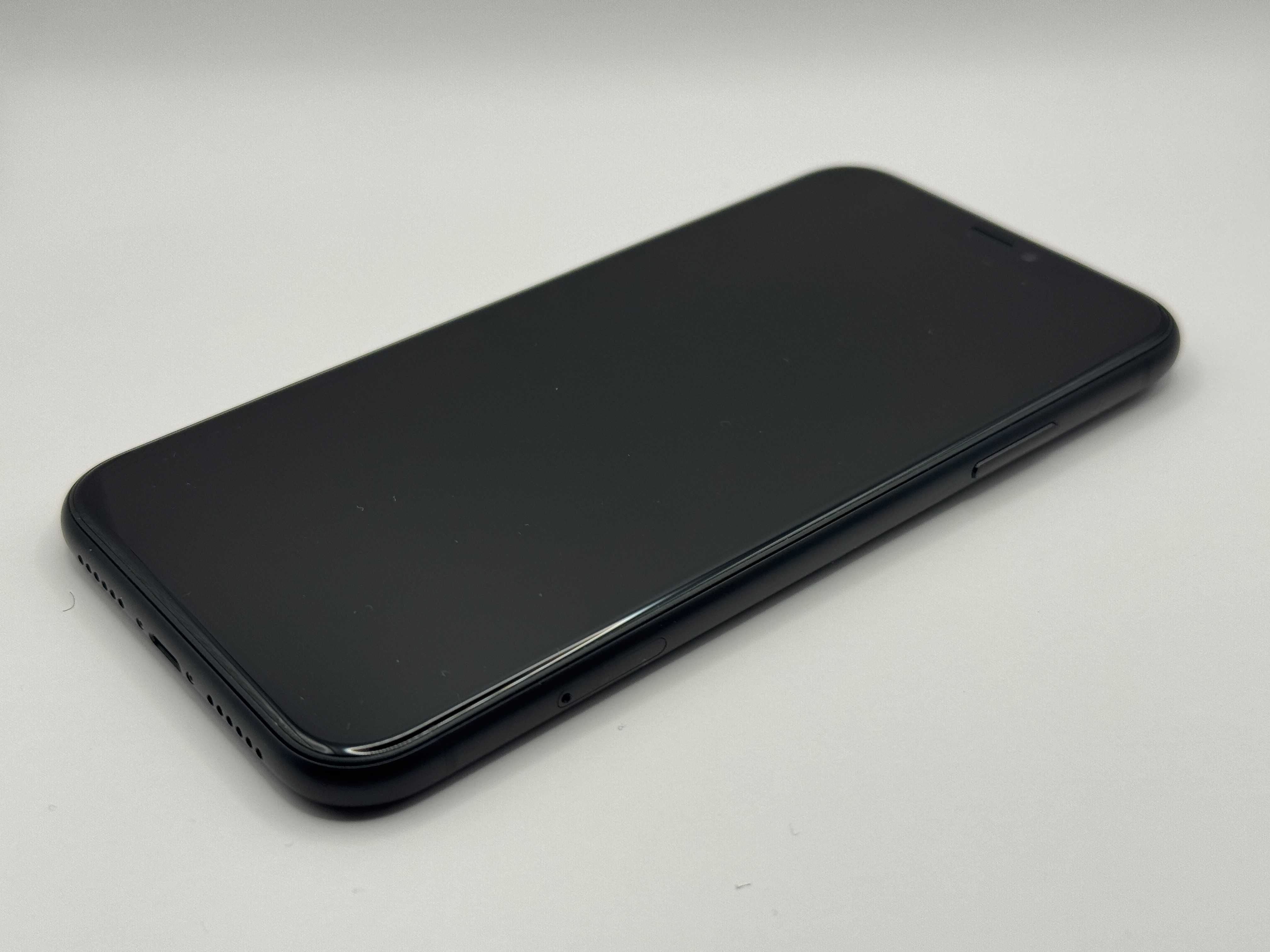 iPhone XR 64 GB - Stan bardzo dobry