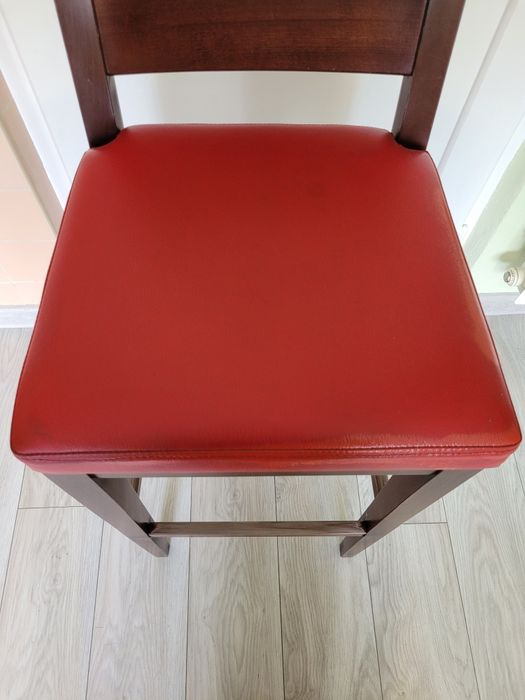 Tanio Sprzedam Krzesło Hoker.Stan bardzo dobry!