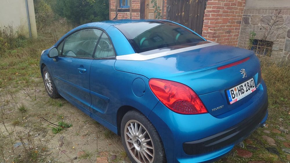 Kabriolet Peugeot 207 CC Platinum, nowy TÜV
