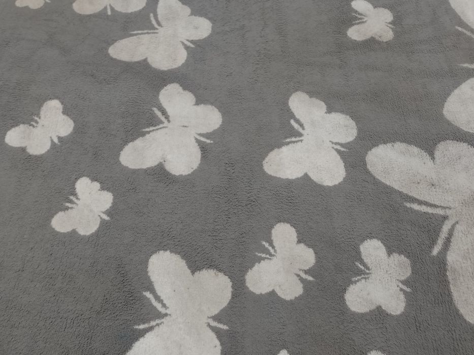 Sprzedam dywanik 220x160 cm