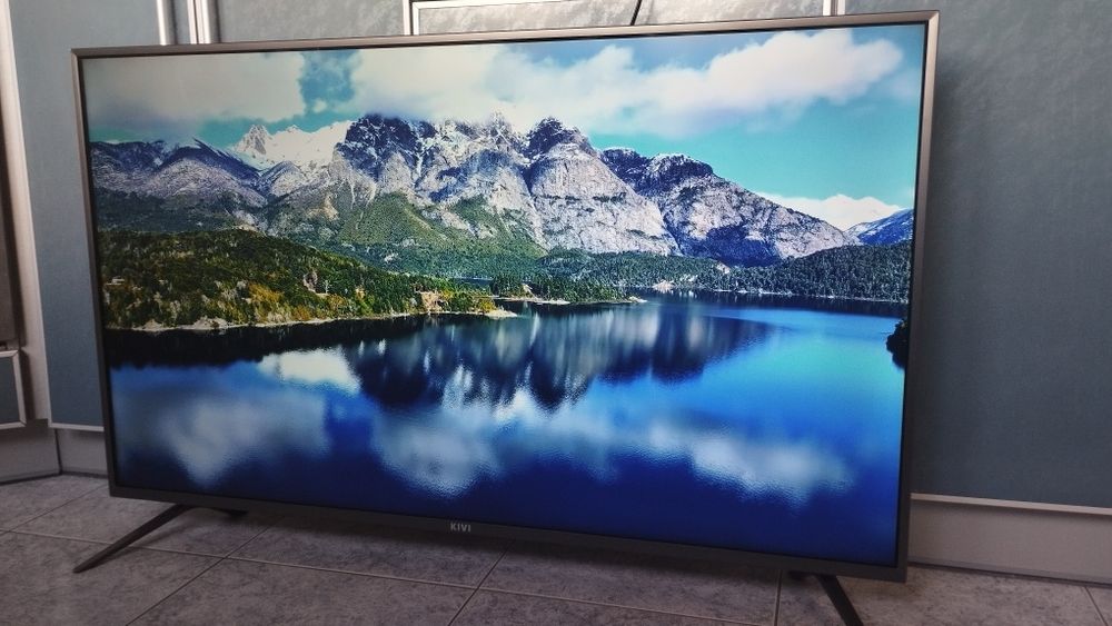 4K UHD телевизор KIVI 43"
