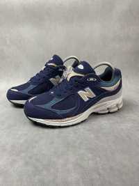 Buty New Balance 2002R r. 40