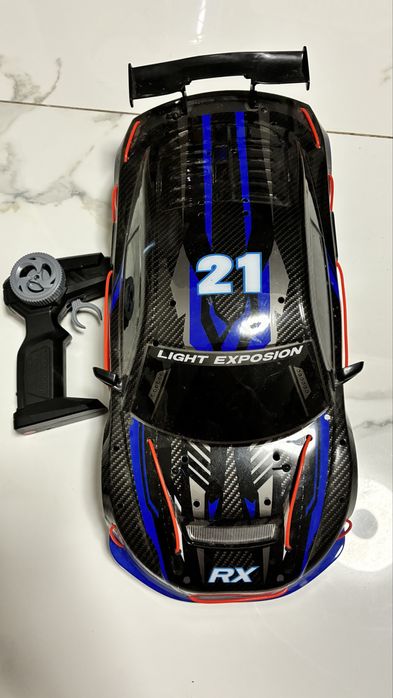 Машинка на пульту управління