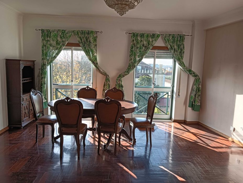 Arrenda-se T3 Centro de Santarém