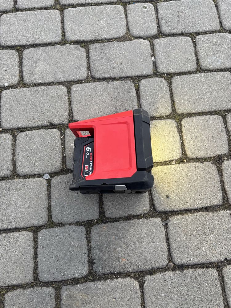 Ліхтар Milwaukee m 18 pal