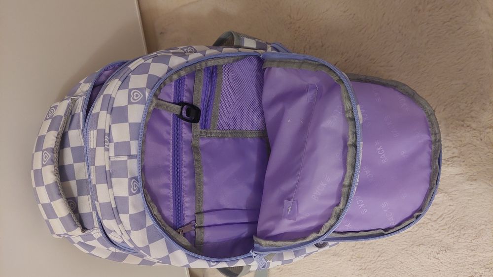 Plecak i piórnik Backs up