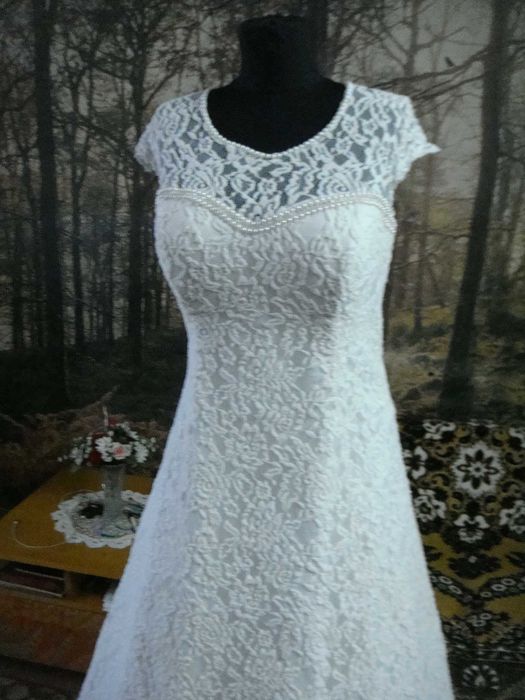 Свадебное классическое платье  52- 56р.