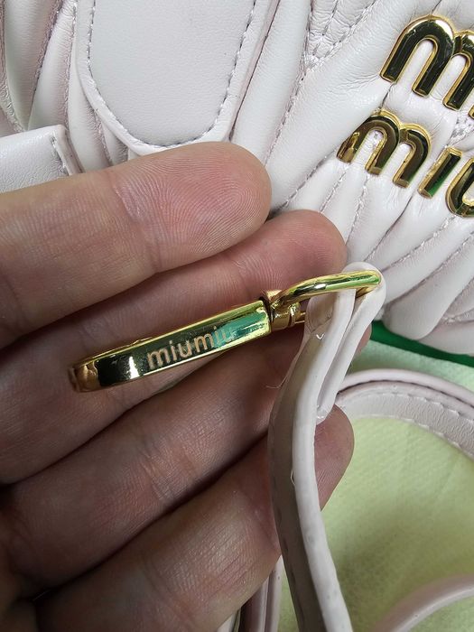 Torebka damska Miu Miu torba biznesowa rozowa pelne logowanie kuferek