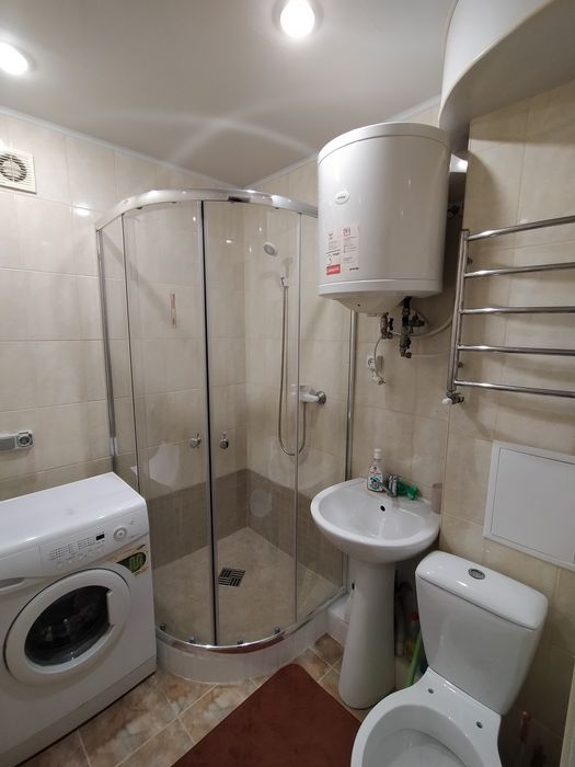 Сдам 3 комнатную квартиру в районе пед Универа ул.Виталия Матусевича