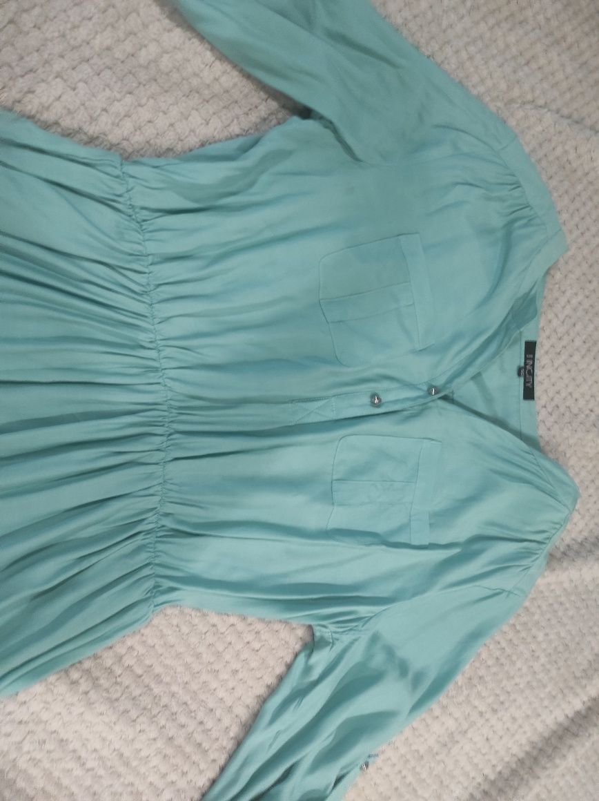Продам красивые женские платья