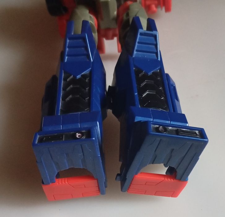 Transformers autobots Optimus Prime 30cm para reaproveitar.