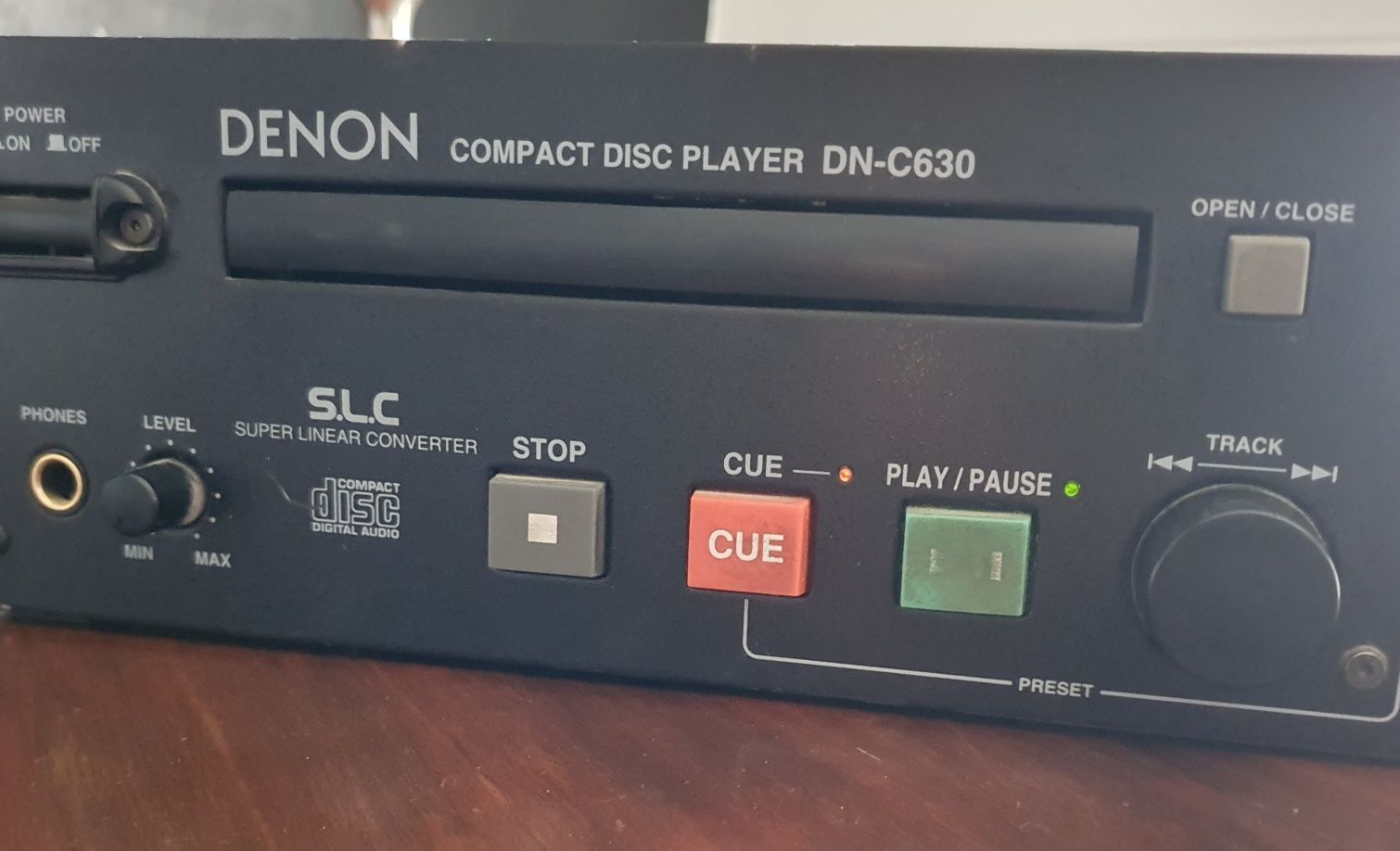 Odtwarzacz CD Denon Dn-c630