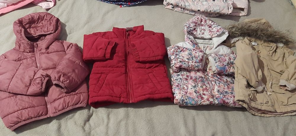 Весняні комбези,демі  куртки  на дівчинку на 6-9-12 міс 2,3,4 роки