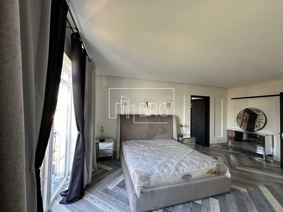 Продажа дома с бассейном и выходом на канал Днепра Дамба Козин без%