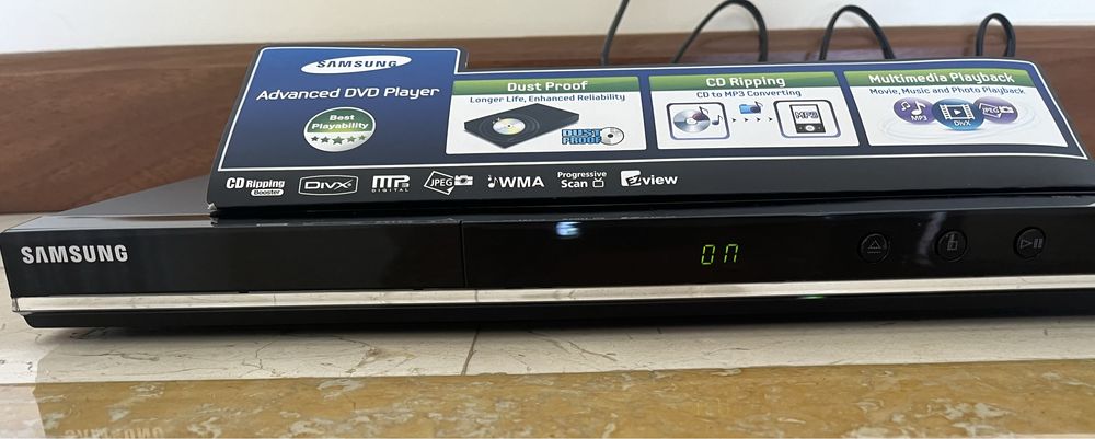 Leitor de DVD marca Samsung como novo