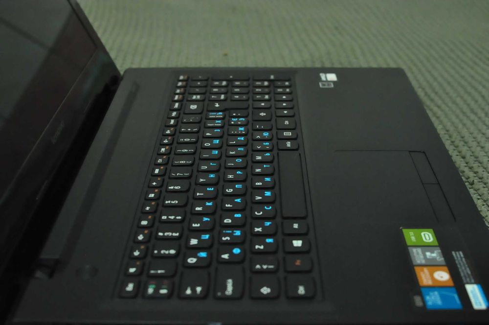 Игровой ноутбук Lenovo G50 (AMD /8Gb/1000Gb/Radeon - 2Gb)