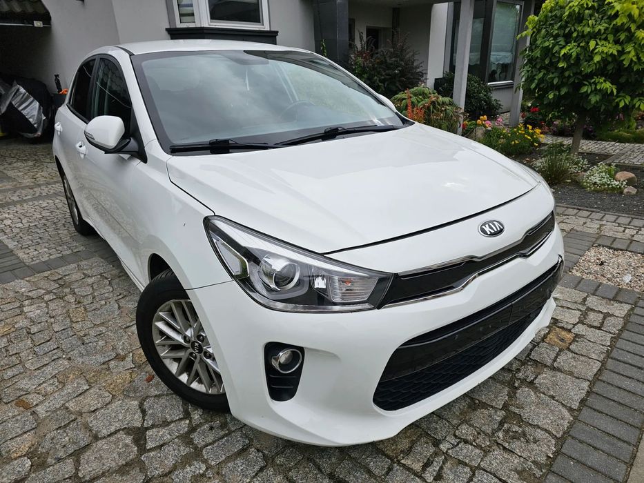Kia Rio LED, Kamera cofania, ASO
