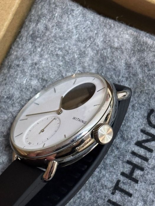 uszkodzony smartwatch withings scanwatch biały