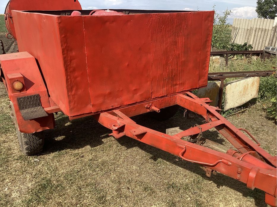 Продам трактор Т-16 та причеп