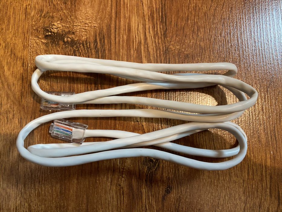 Kabel sieciowy internetowy LAN biały