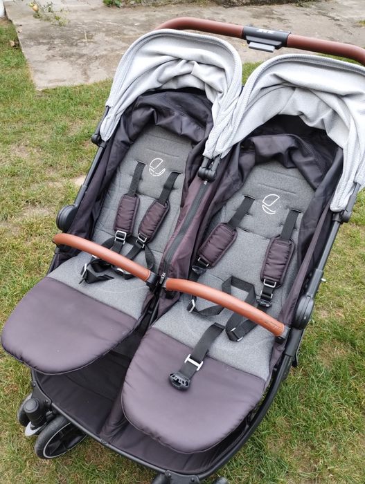 Wózek dla bliźniaków