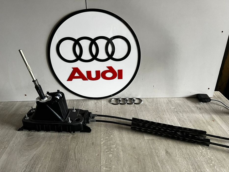 Audi Q3 F3 2019 Lewarek zmiany biegów / górny 5QA711049P