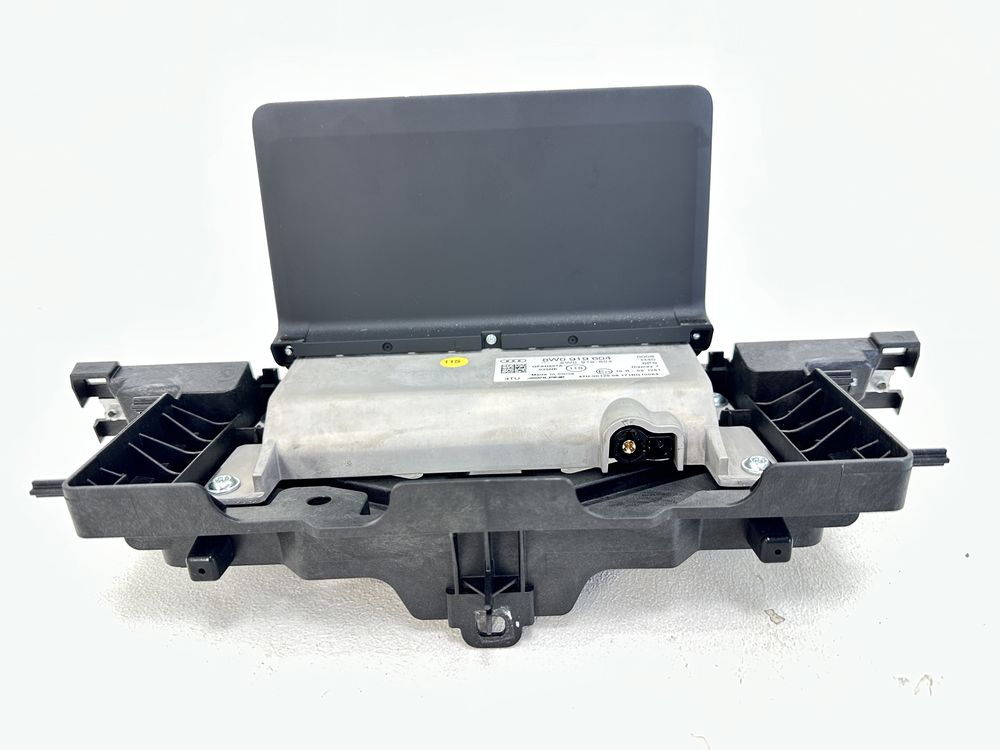 Audi A4 B9 Wyświetlacz MMI LCD Led ekran nawigacji centralny