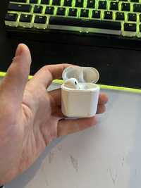 Etui ładujace oraz lewy air pods