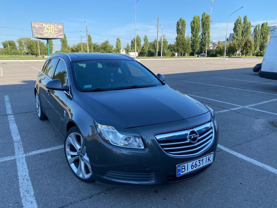 Opel Insignia Sports tourer 2,0 дизель