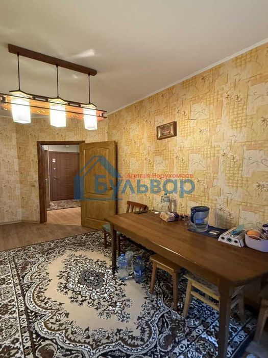 3к квартира, 64 м2, цегла, ТЕПЛОЛІЧИЛЬНИК, зуп.Фурманова