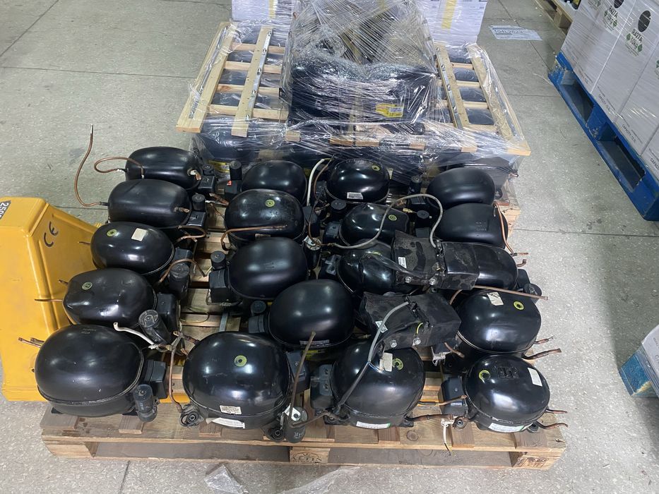 В продаже холодильные компресора