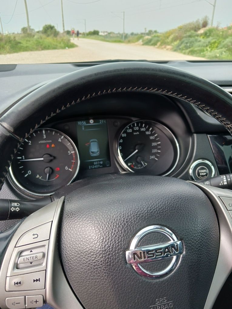 Nissan Qashqai 1.5 N-connecta 18