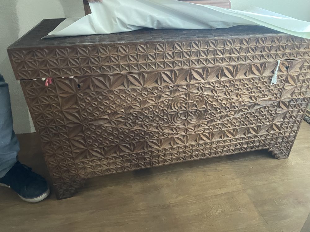 Arca vintage trabalhada