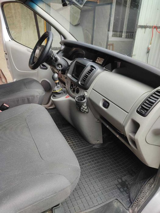 Рено трафік грузопасажир