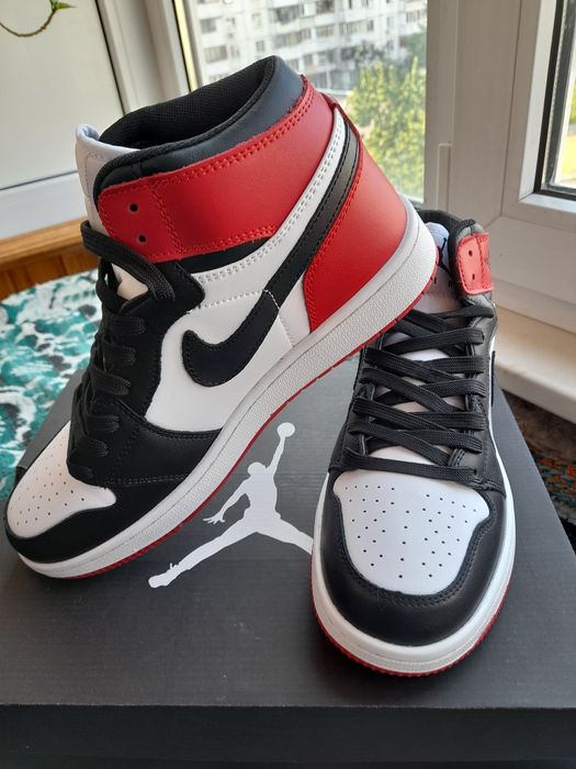 Кросівки Джорданс