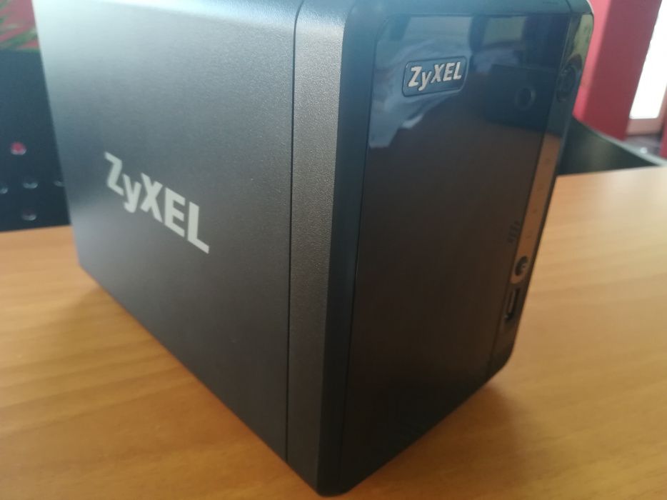 NAS Zyxel 8tb - Novo