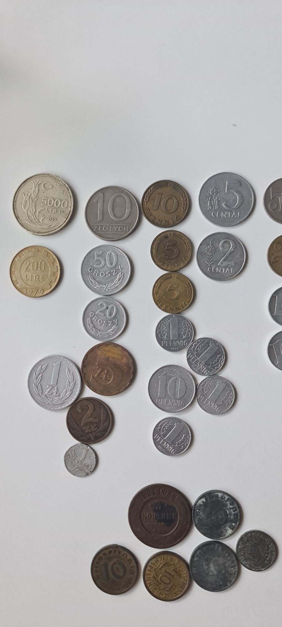 Монеты мира 100шт