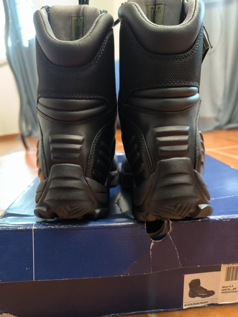 Botas Bates 42,5