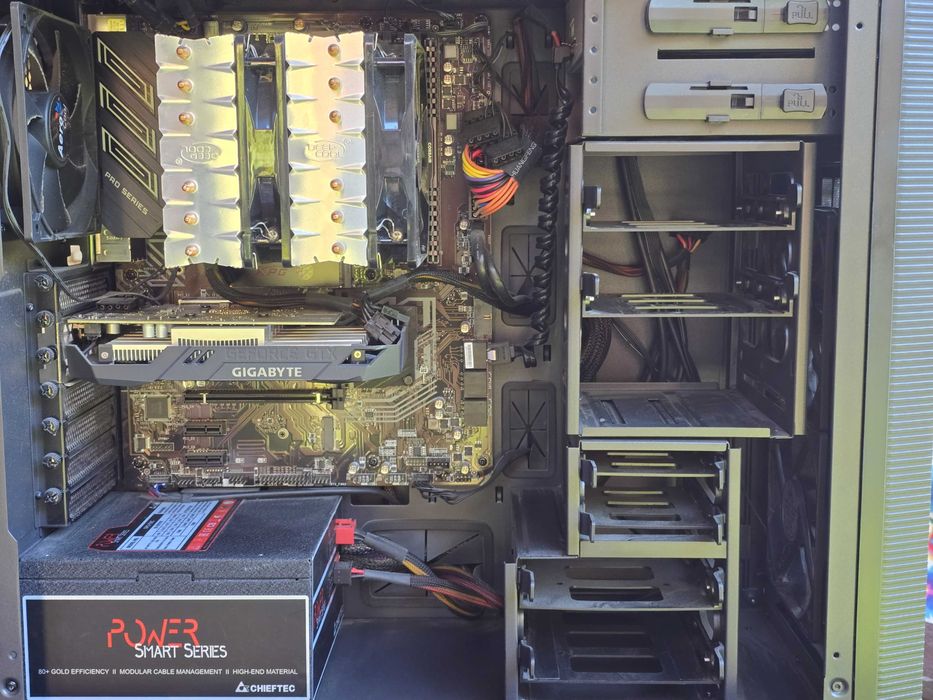 Gamingowy komputer– i5-9600K/GTX 1650/32 GB RAM/SSD / Win 10 Pro