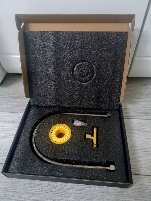 Zestaw przyłączeniowy hydrauliczny 3/8" X 3/8"