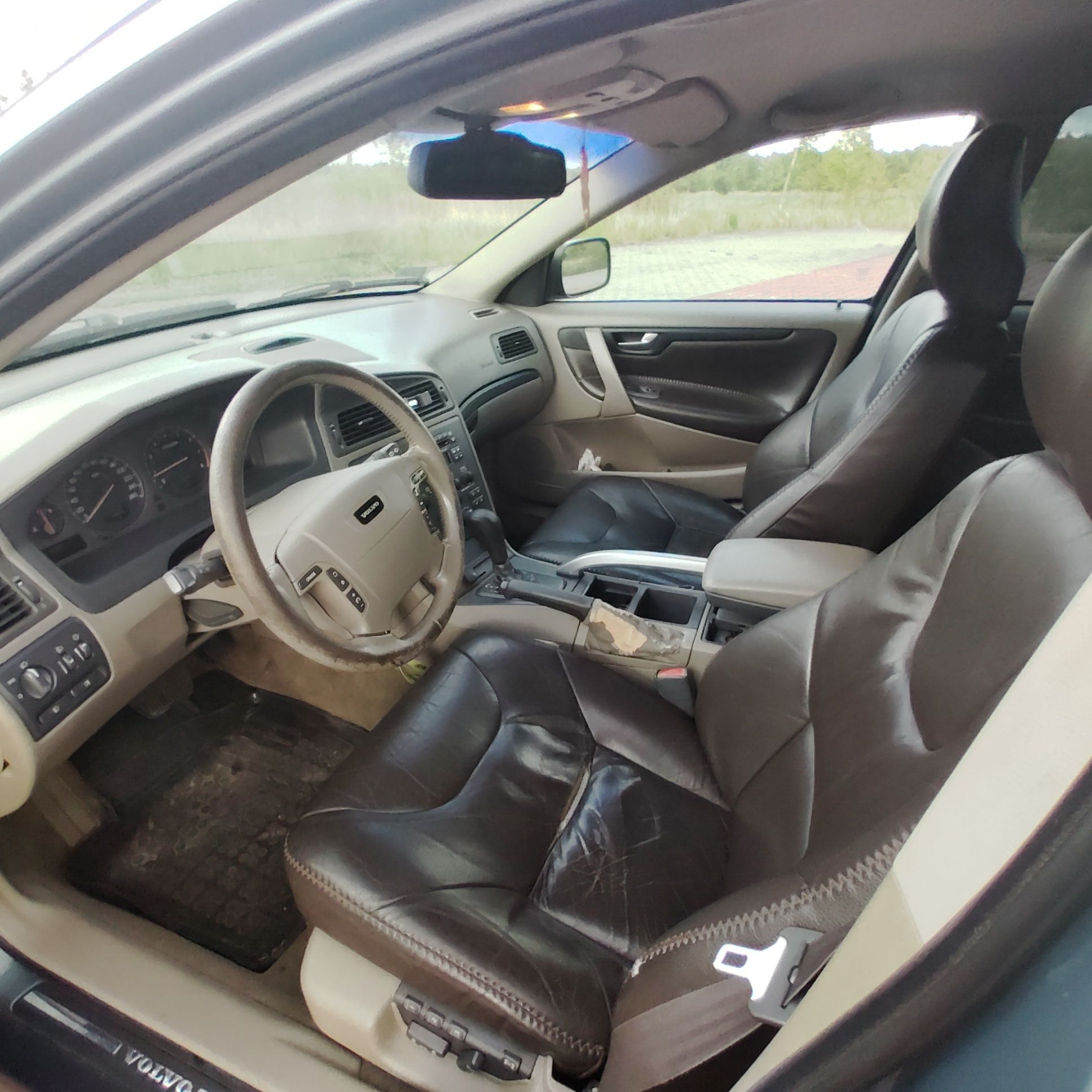 Volvo V70 XC cross country 4x4