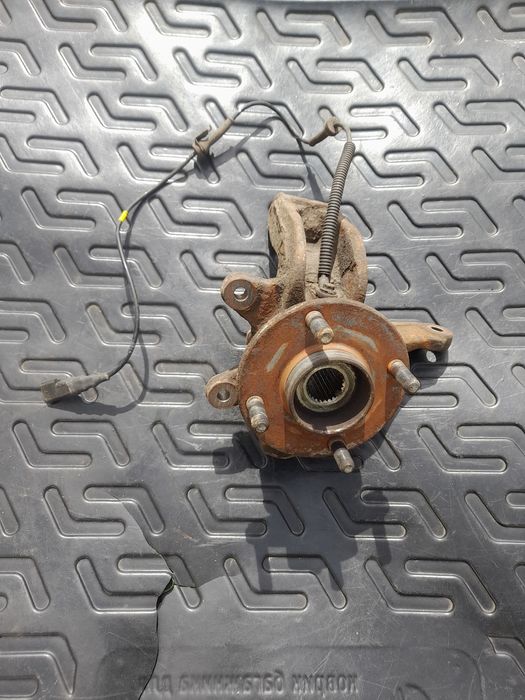 Поворотный кулак Цапфа для Форд Фиеста МК5 МК6