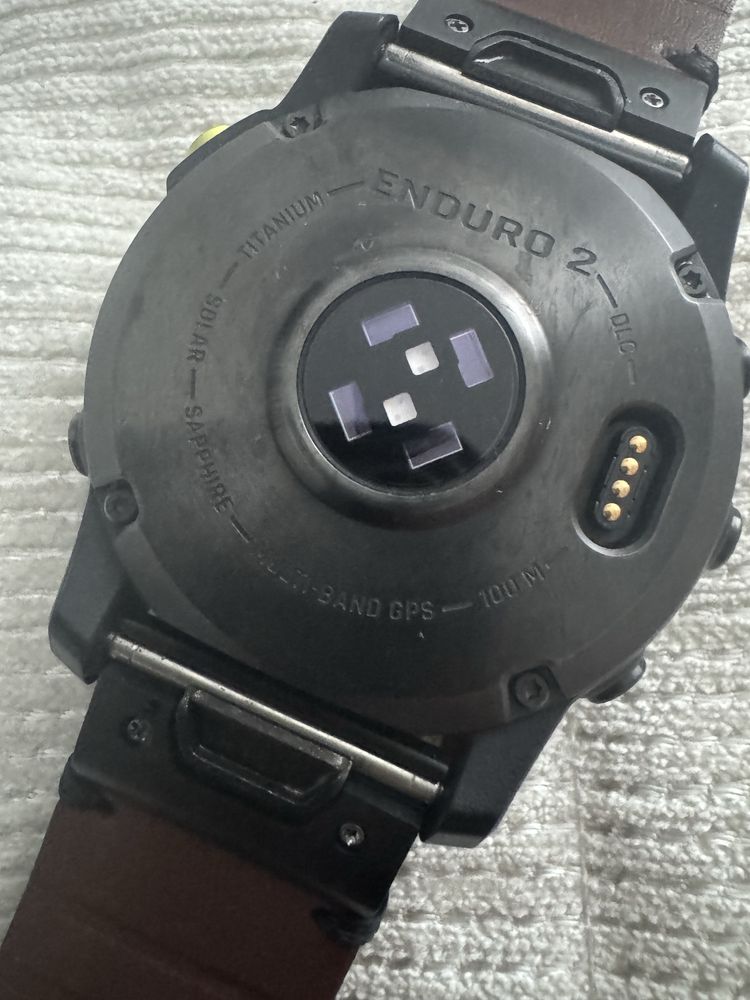 Troco Garmin Enduro 2 por Apple watch Ultra