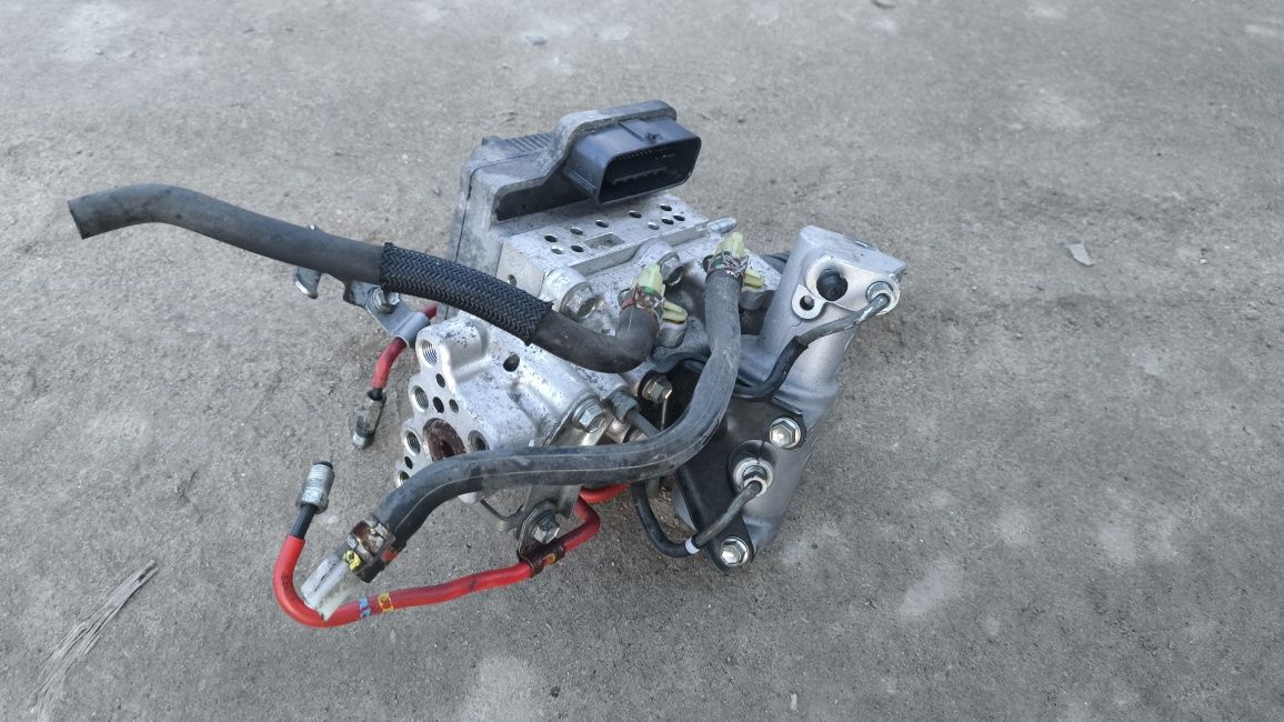 Pompa hamulcowa Toyota Auris II 47210/12080