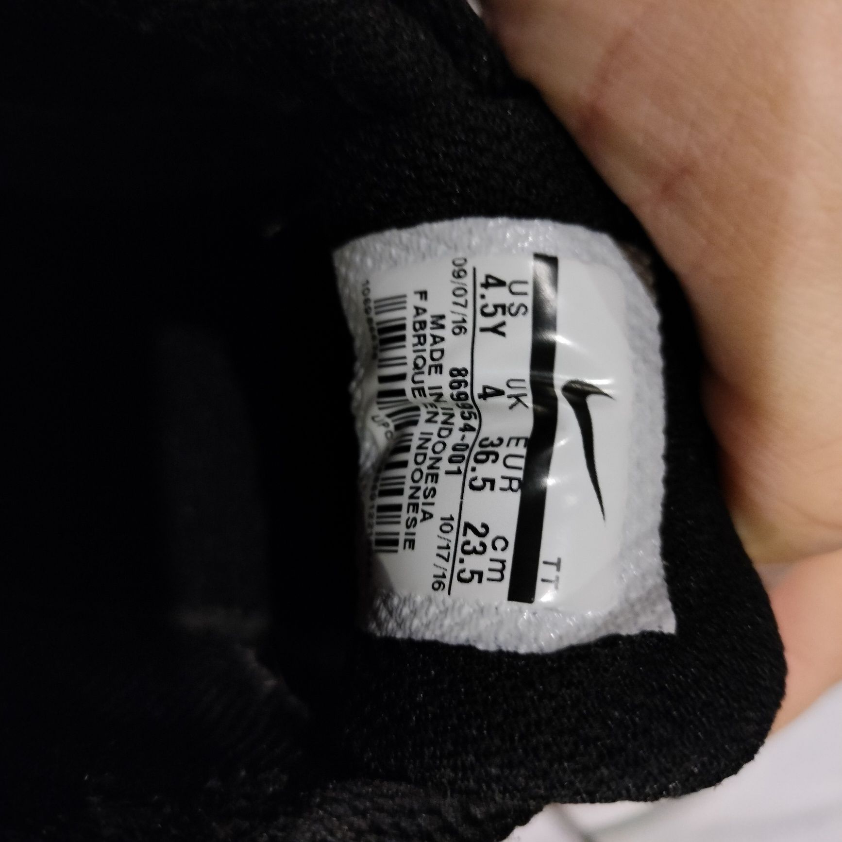 Adidasy firmy Nike