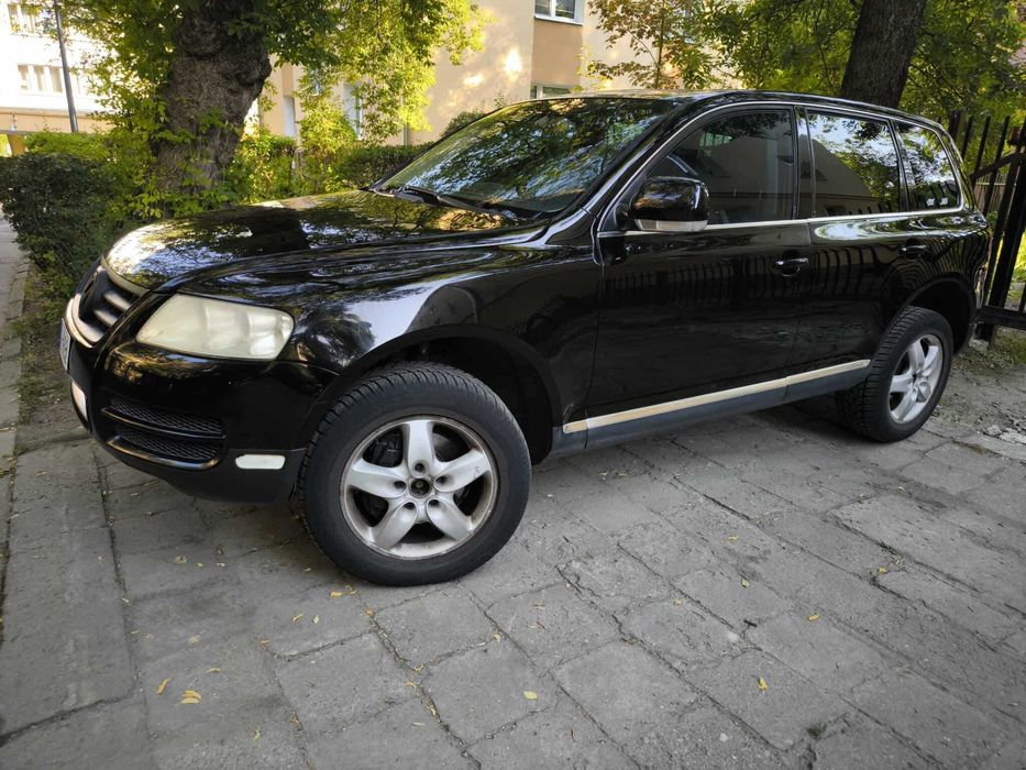 VW Touareg 4.2 V8 mpi b+g bez pneumatyki